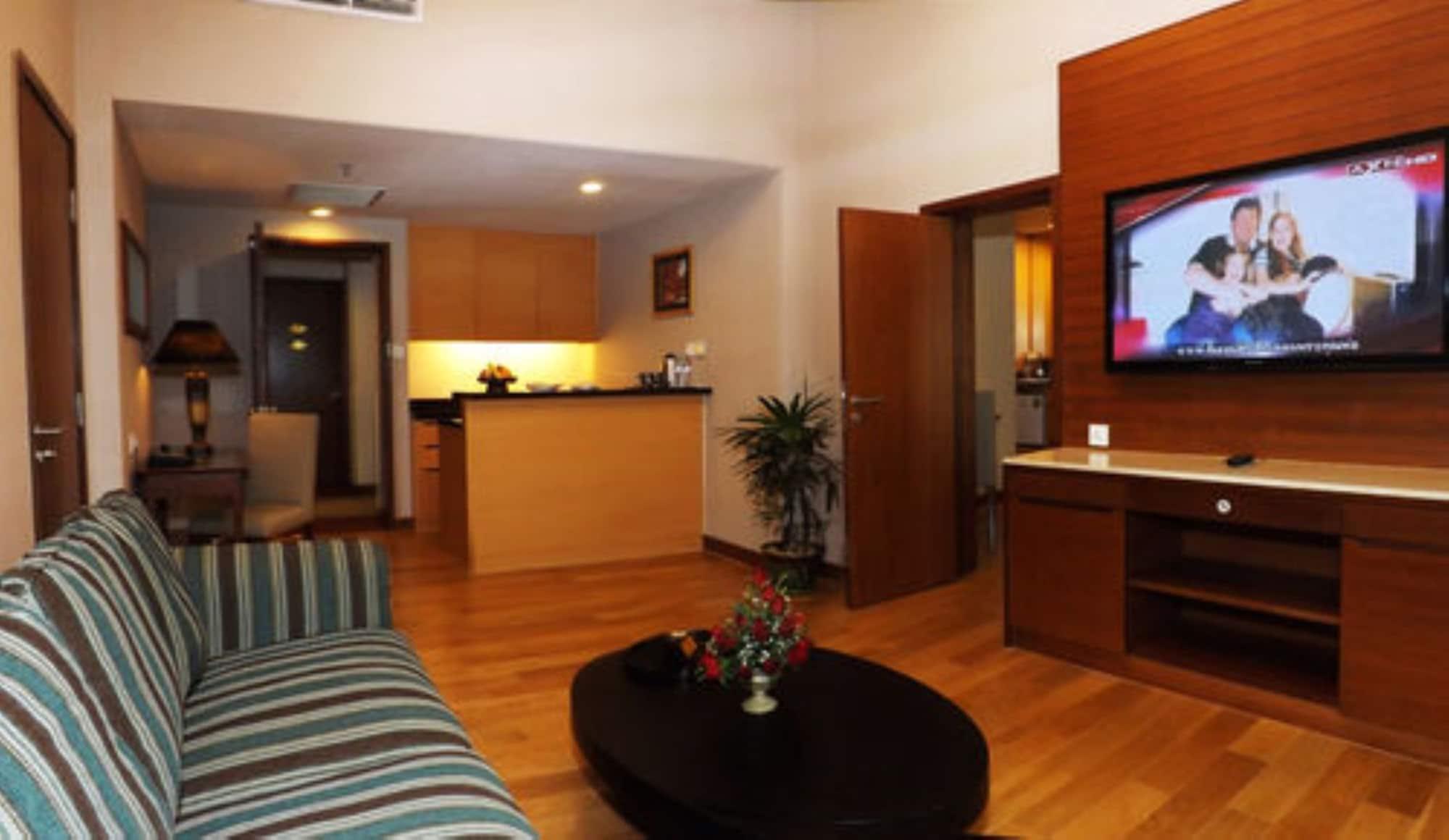 Hotel Summit Parkview 4*