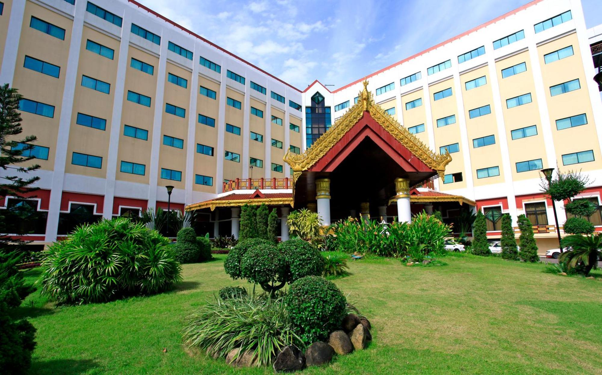 Summit Parkview Hotel
