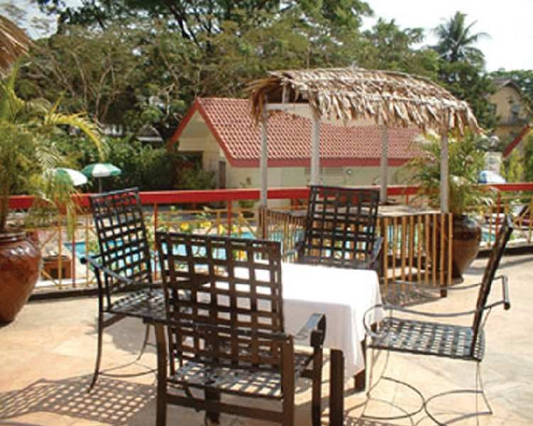 Summit Parkview 4* Yangon