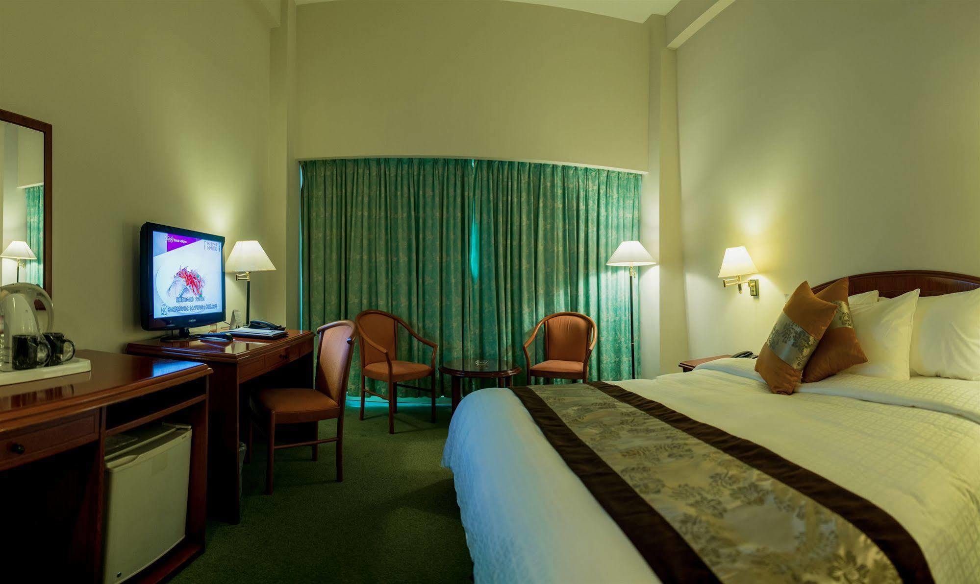 Summit Parkview Hotel Yangon